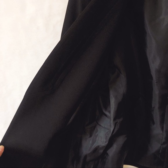 Anne Klein Black with Gold Zipper pockets Blazer - Picture 6 of 12